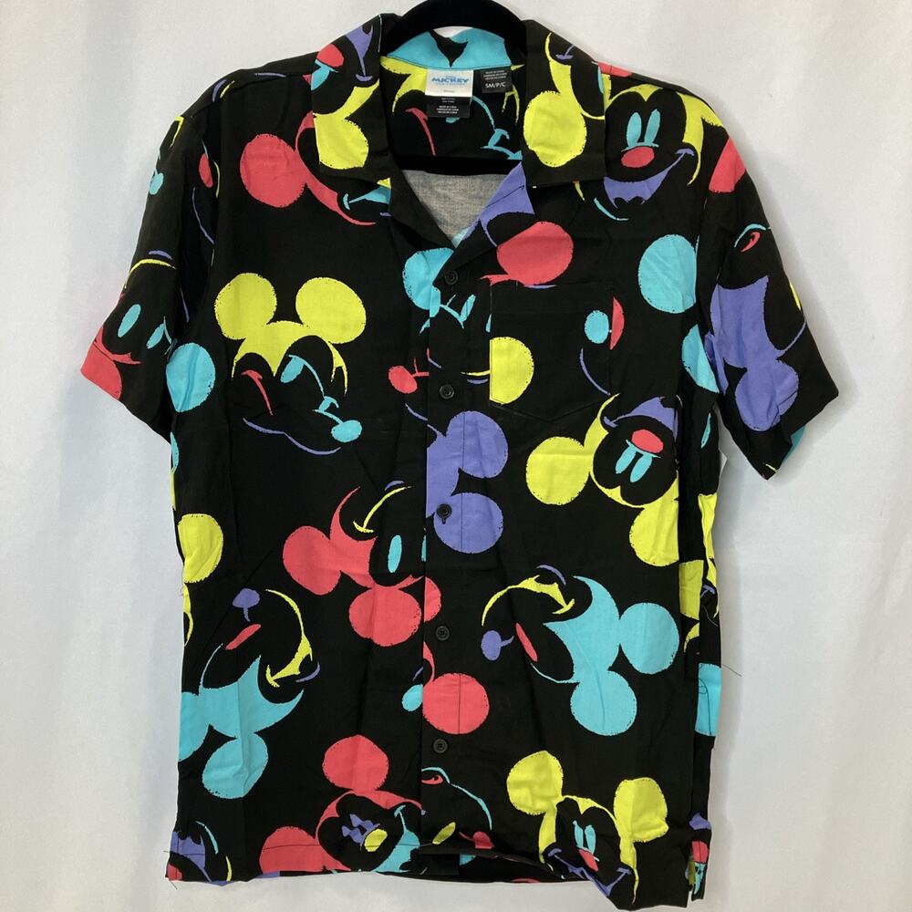 NWT Disney Mickey And Friends Graphic Men's Small 34-36 Short Sleeve Button Up
